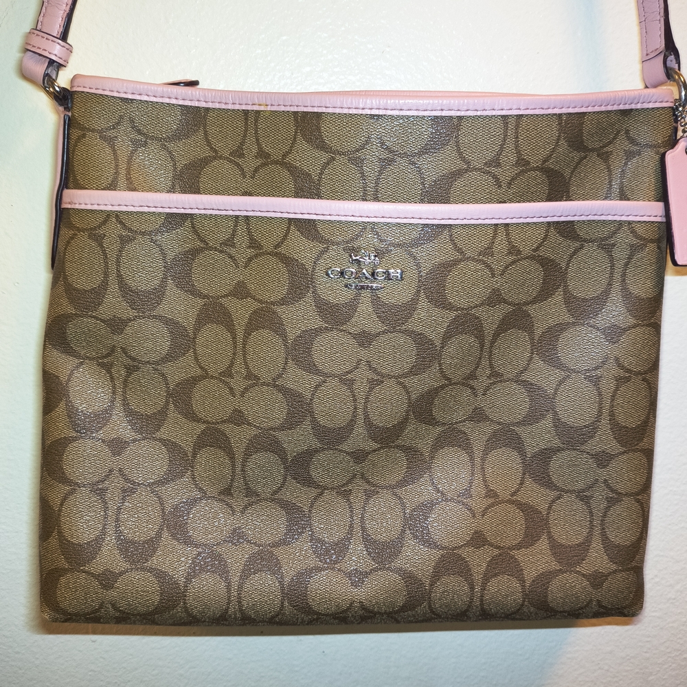 Coach Signature File Crossbody Bag Light Tan Khaki/ Cream Canvas VGC Clean